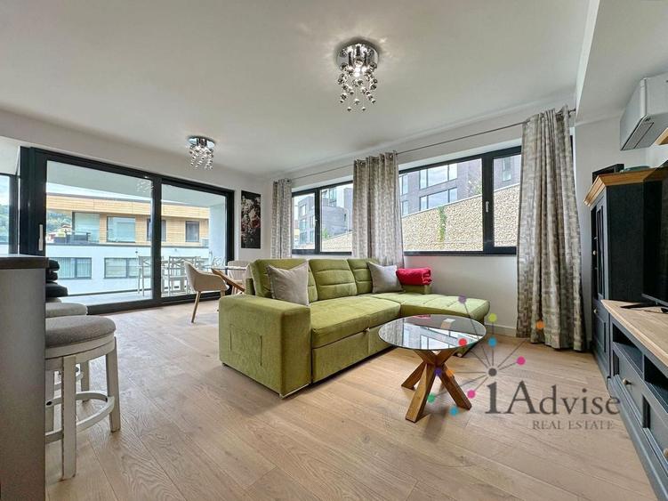 Apartament cu 3 camere decomandat, mobilat în Drumul Poienii
