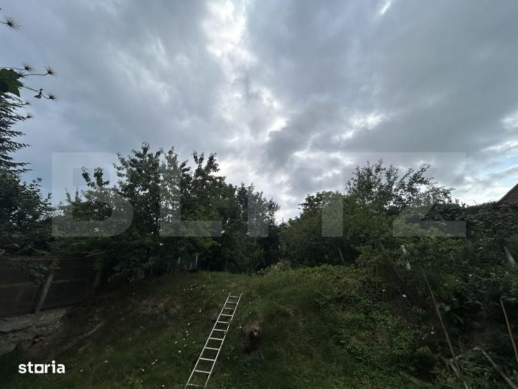 Casă cu 4 camere decomandat în Central