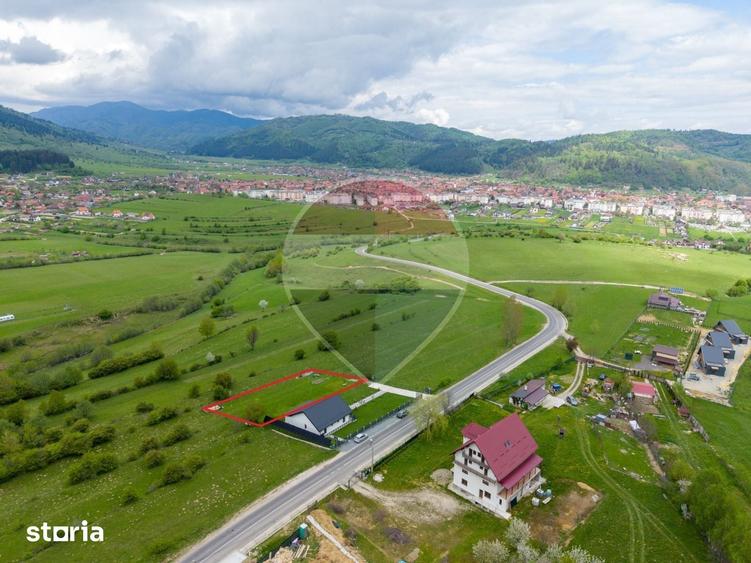 Teren de 1100 mp, în Tohănița
