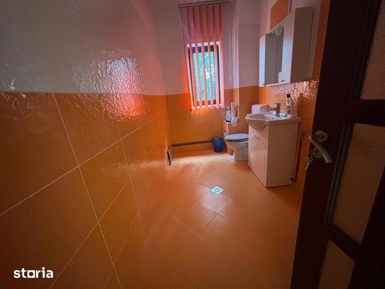 Casă cu 5 camere cu Teren 500 Mp în Rediu