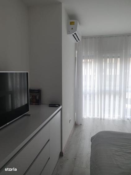 Apartament de vanzare cu 3 camere,2 bai decomandat in AES Residence - 10