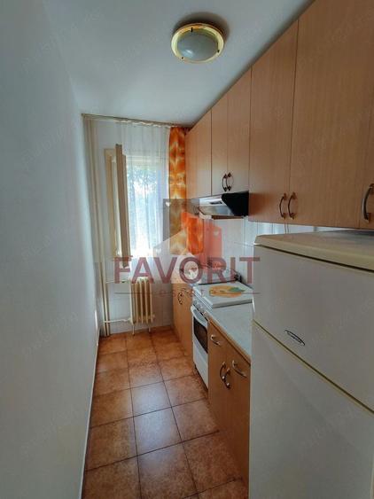 Apartament cu 2 camere, mobilat în P-ța Unirii