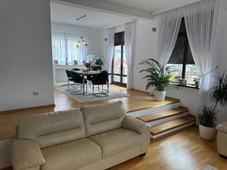 Casă individuală cu 5 camere cu Teren 700 Mp în Ștefăneștii Noi
