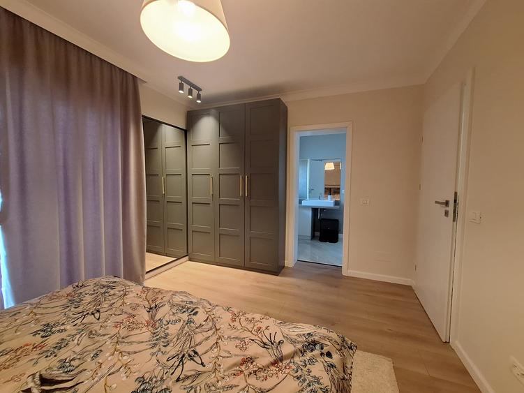 Duplex cu 4 camere cu Canalizare în Dumbrăvița