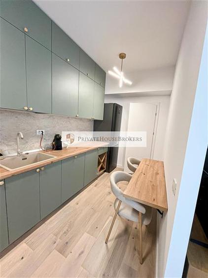 Apartament cu 2 camere semidecomandat, mobilat în Pipera