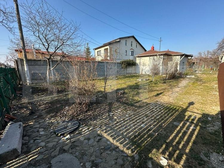 Casă cu Teren 350 Mp în Central