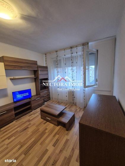 Apartament cu 2 camere semidecomandat în Rogerius