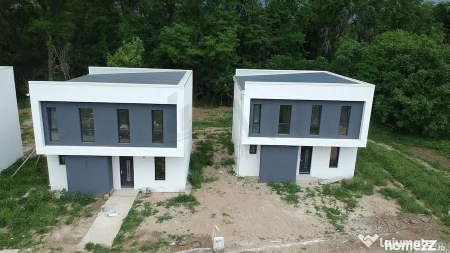 Casă cu 5 camere cu Teren 580 Mp în Bucov