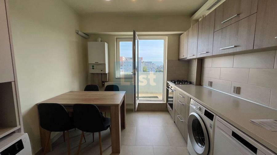 Apartament cu 2 camere decomandat în Central
