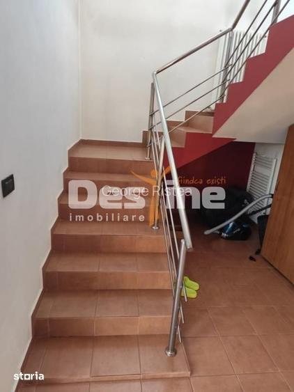 Casă cu 6 camere cu Teren 1168 Mp în Cocorăștii Mislii