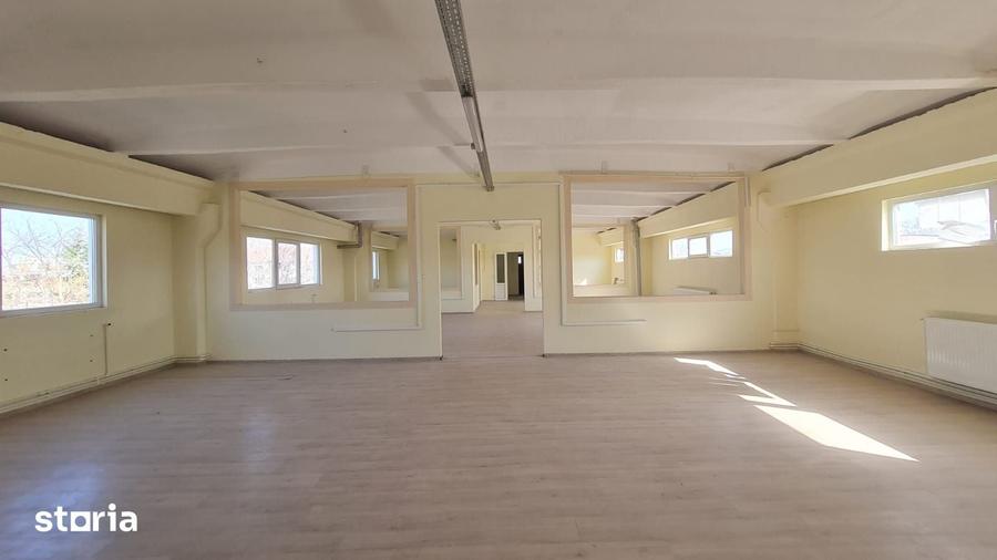 Spațiu comercial, de 258 mp, în Vest