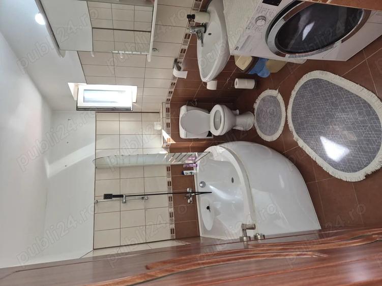 Casă cu 3 camere cu Teren 190 Mp în Central
