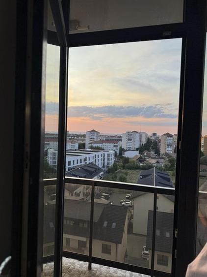 Apartament cu 2 camere semidecomandat, mobilat în Exterior Sud