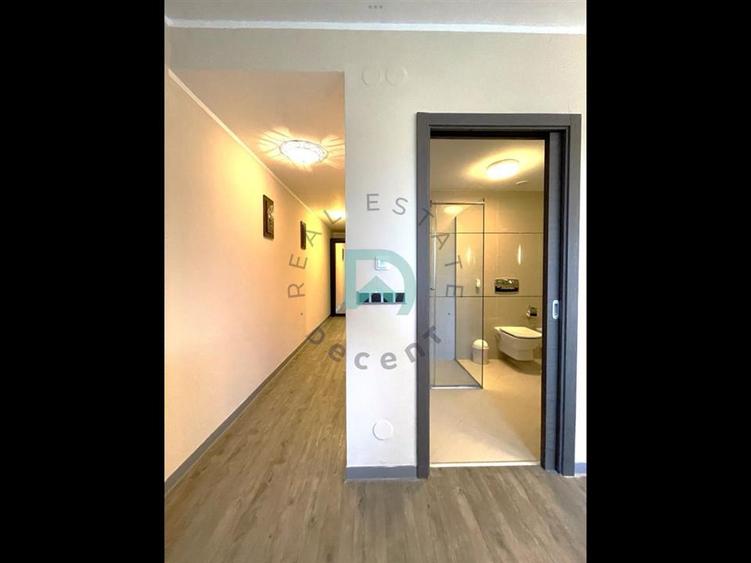 Apartament cu 2 camere decomandat, mobilat în Poiana Brașov