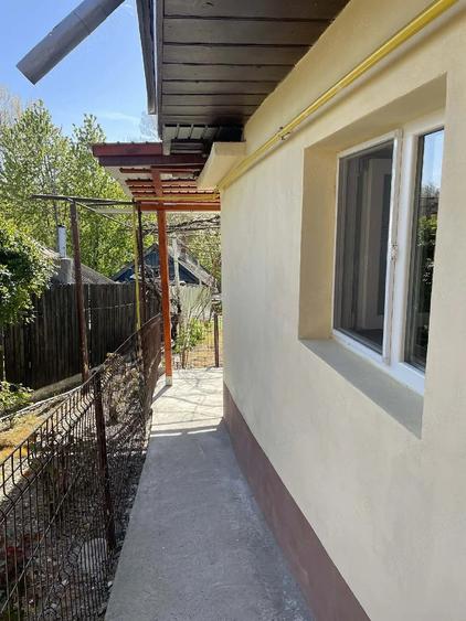 Casă cu 3 camere cu Teren 1352 Mp în Horia
