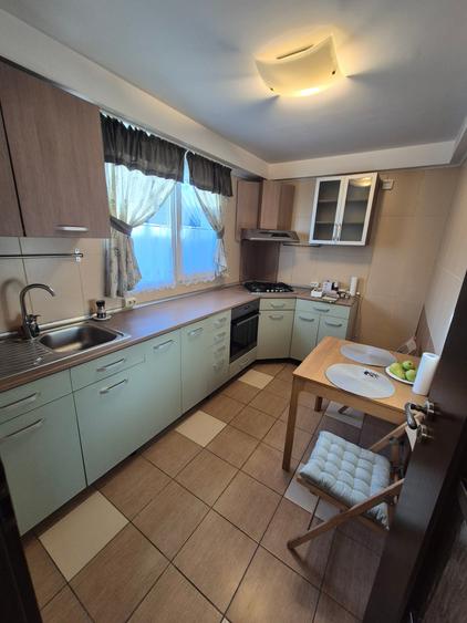 Apartament cu 2 camere decomandat în Drumul Taberei