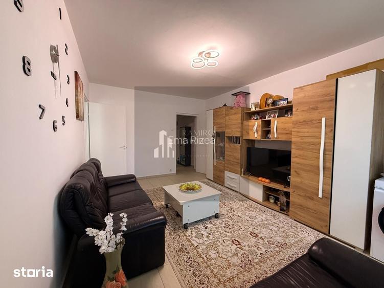 Apartament 2 camere decomandat/10 minute metrou Costin Georgian