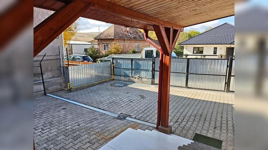 Casă cu 2 camere cu Teren 1000 Mp în Vâlcele