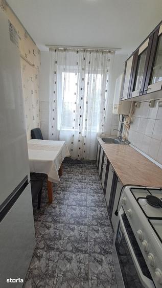 Apartament cu 2 camere semidecomandat în Progresul