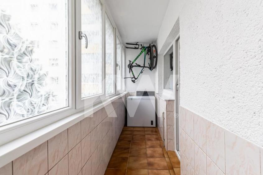 Apartament cu 4 camere decomandat în Răcădău