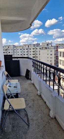 Apartament cu 3 camere decomandat în Mărăști