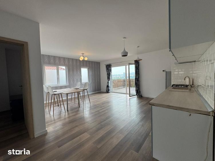 Apartament cu 4 camere în Florești