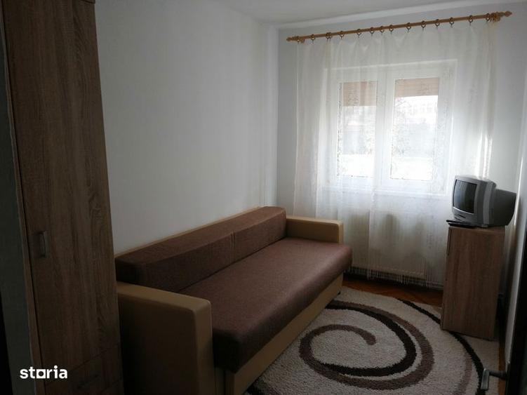Apartament cu 3 camere decomandat în Ștrand