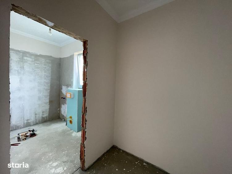 Casă cu 3 camere în Ghiroda