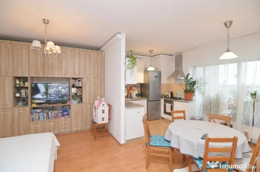 Apartament cu 2 camere semidecomandat în Titan