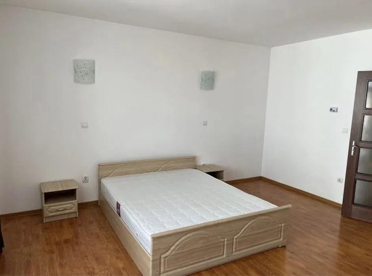 Apartament cu 3 camere decomandat în Șelimbăr