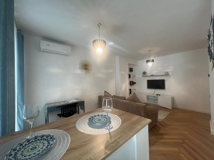 Apartament cu 2 camere decomandat în Pipera