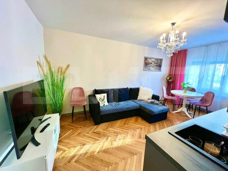 Apartament 3 camere de vanzare, zona Sovata - 4