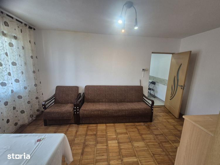 Apartament cu 2 camere nedecomandat în Central