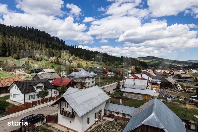 Spațiu comercial, de 1,000 mp, în Central