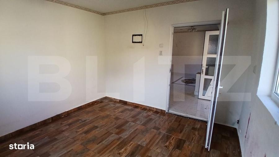 Casă cu 3 camere în Aluniș