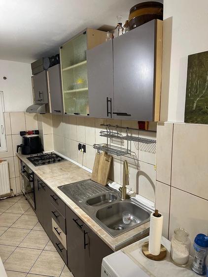 Apartament cu 2 camere decomandat, mobilat în Central
