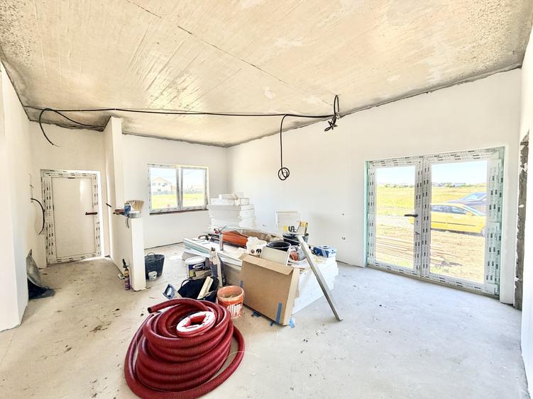 Duplex cu 3 camere cu Canalizare în Moșnița Nouă