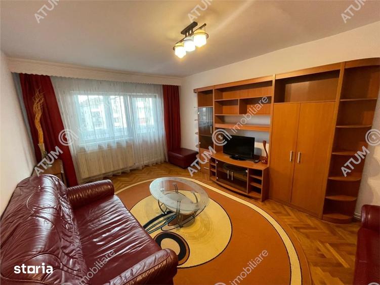 Apartament cu 4 camere decomandat, mobilat în Ștrand