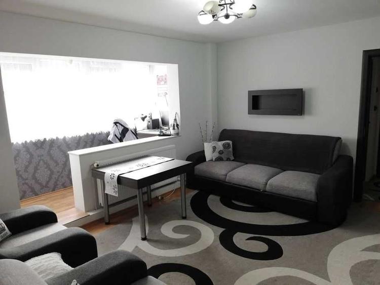 Apartament cu 2 camere semidecomandat în Exterior Vest
