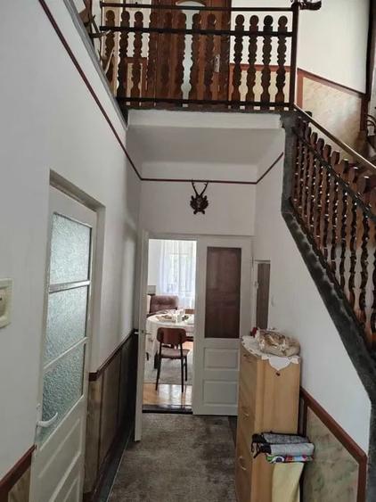 Casă individuală cu 4 camere cu Canalizare în Ultracentral