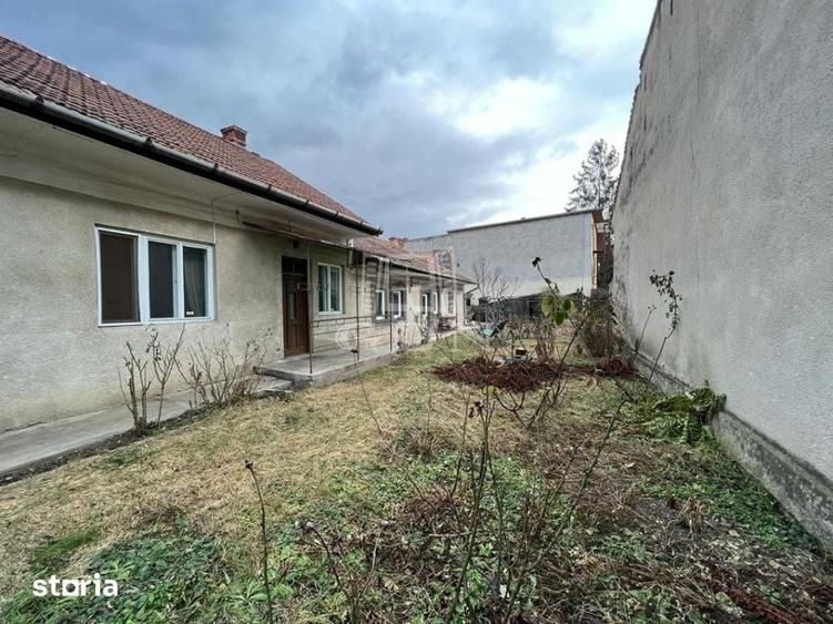 Casă cu 4 camere cu Teren 417 Mp în Mărăști