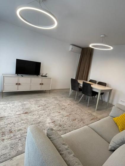 Apartament cu 3 camere decomandat, mobilat în Pipera