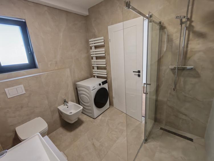 Apartament cu 2 camere semidecomandat, mobilat în Moșnița Nouă