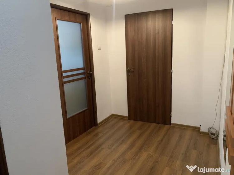 Apartament cu 3 camere de vanzare in Curtea de Arge? central - 3