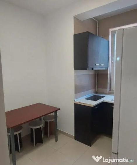 Apartament cu 2 camere decomandat în Primo
