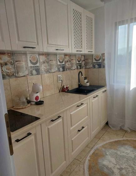 Casă cu Teren 300 Mp în Bucșoaia