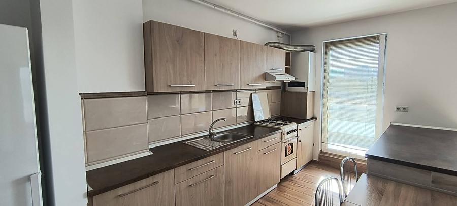 Apartament cu 3 camere semidecomandat în Gheorgheni