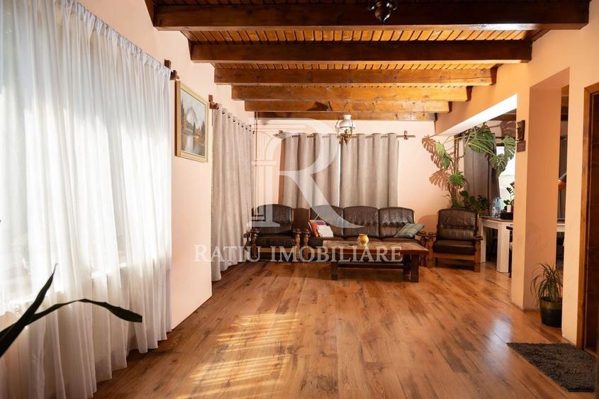 Casă individuală cu 3 camere cu Canalizare în Cheriu