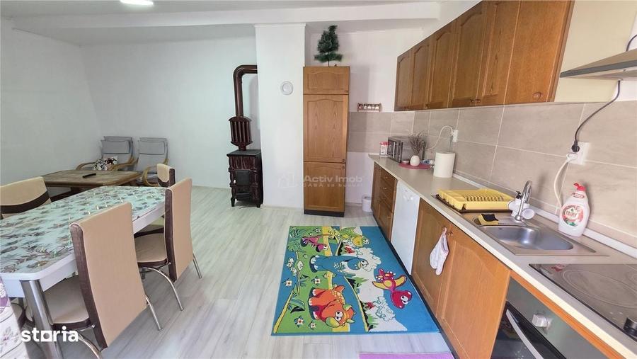 Apartament cu 4 camere semidecomandat în Agadici
