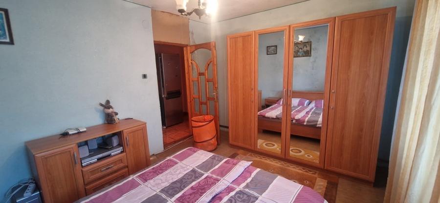 Apartament cu 3 camere decomandat, mobilat în 1 Mai
